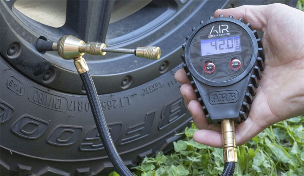 ARB | E-Z DEFLATOR DIGITAL GAUGE gallery image