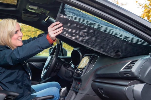 WEATHERTECH | SUNSHADE | FR | 2018+ JL 4DR/2DR/2020+ JT | W/O SENSOR gallery image