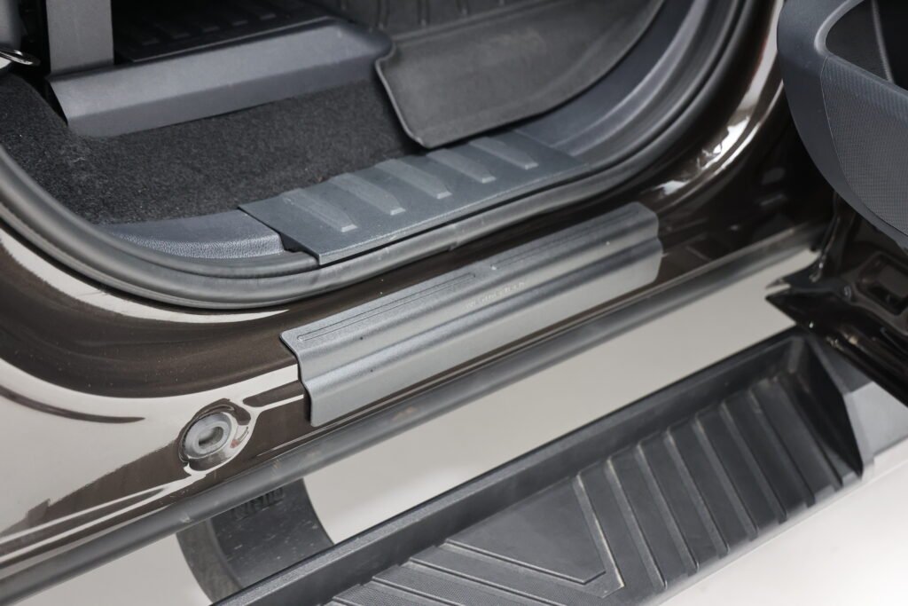 WEATHERTECH | SILLPROTECTOR | 2021+ F150/RAPTOR | SET | SUPERCREW gallery image