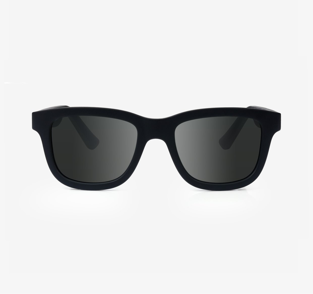 Chamelo Dusk Classic Button/App Alpha (Smoke Mirror - Matte Black Frame) gallery image