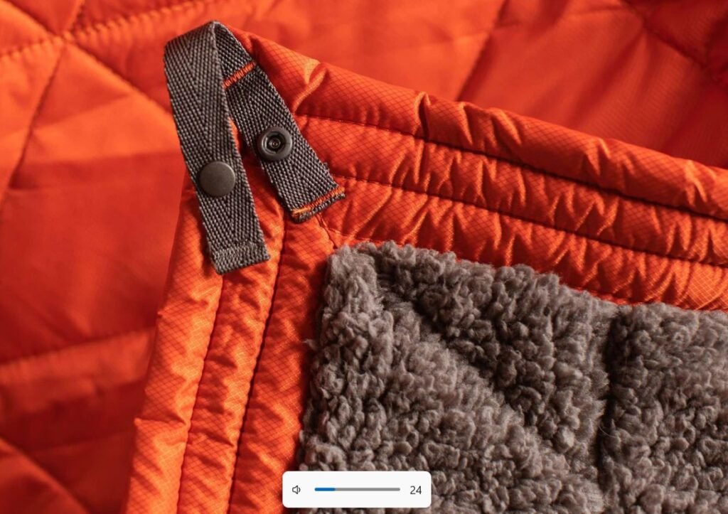 KAMMOK | MOUNTAIN BLANKET | PINE GREEN gallery image