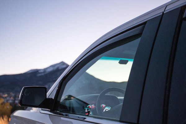 WEATHERTECH | SIDE WINDOW DEFLECTORS | 2020+ GM 2500HD | FR & RR | CREW CAB gallery image
